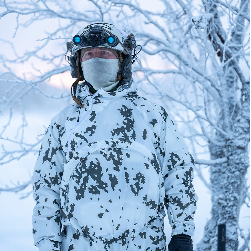 Varusteleka.com Facebook ad: Layering helps to regulate your temperature during varying…