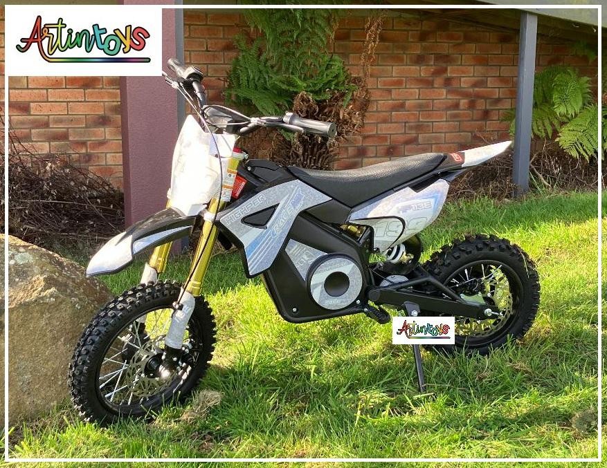 Artin Toys - Kids Ride on Car / Motorbikes Facebook ad