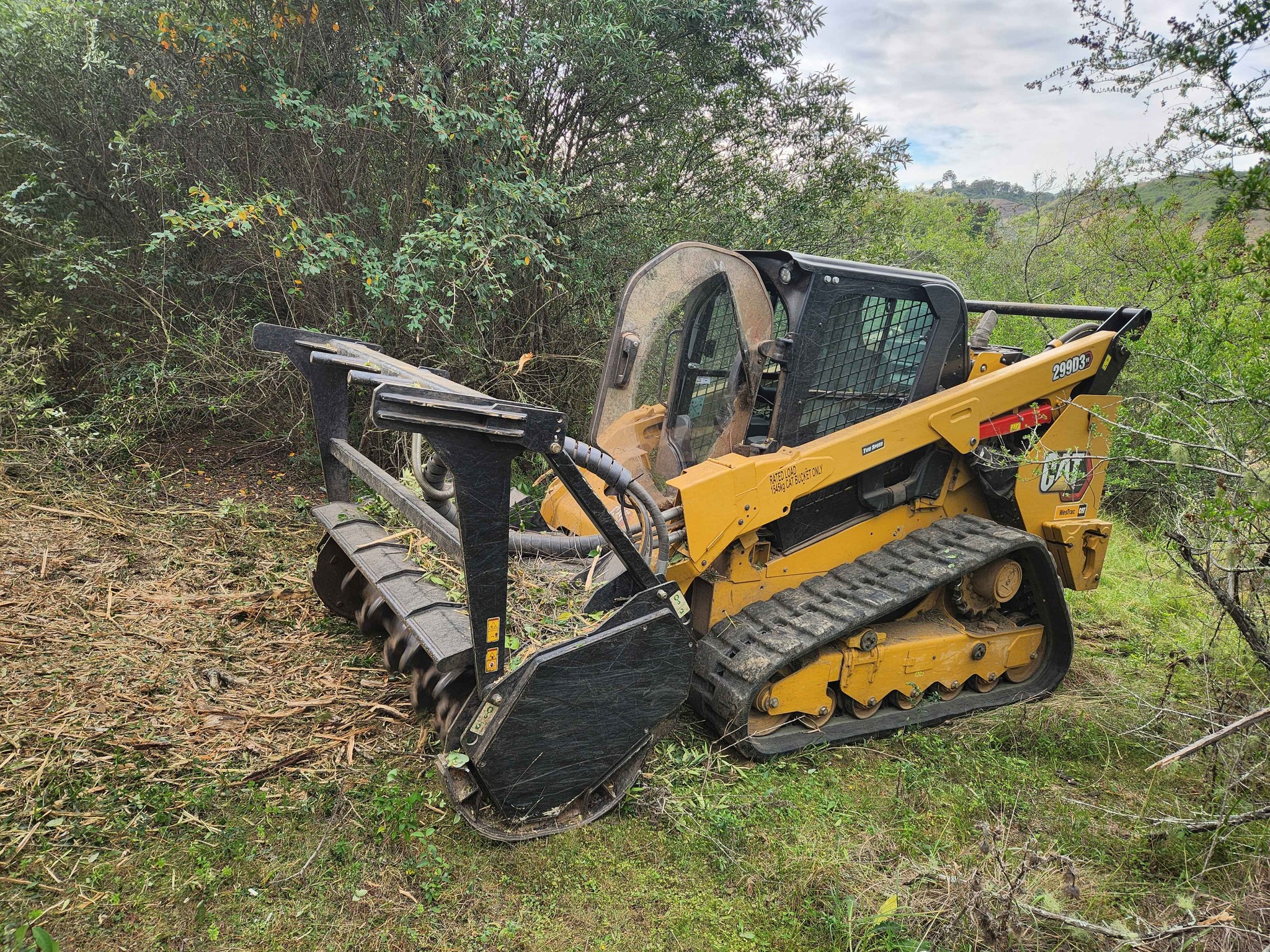 Tom III Facebook ad: landclearing mulching /slashing
