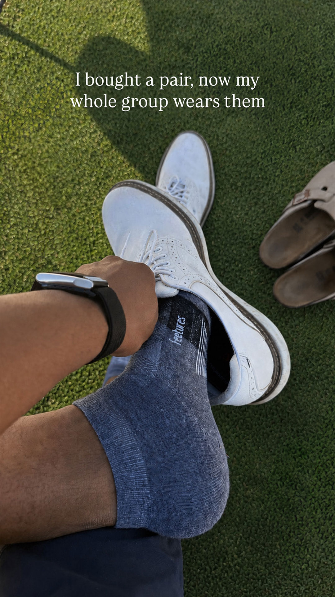 Feetures Facebook ad