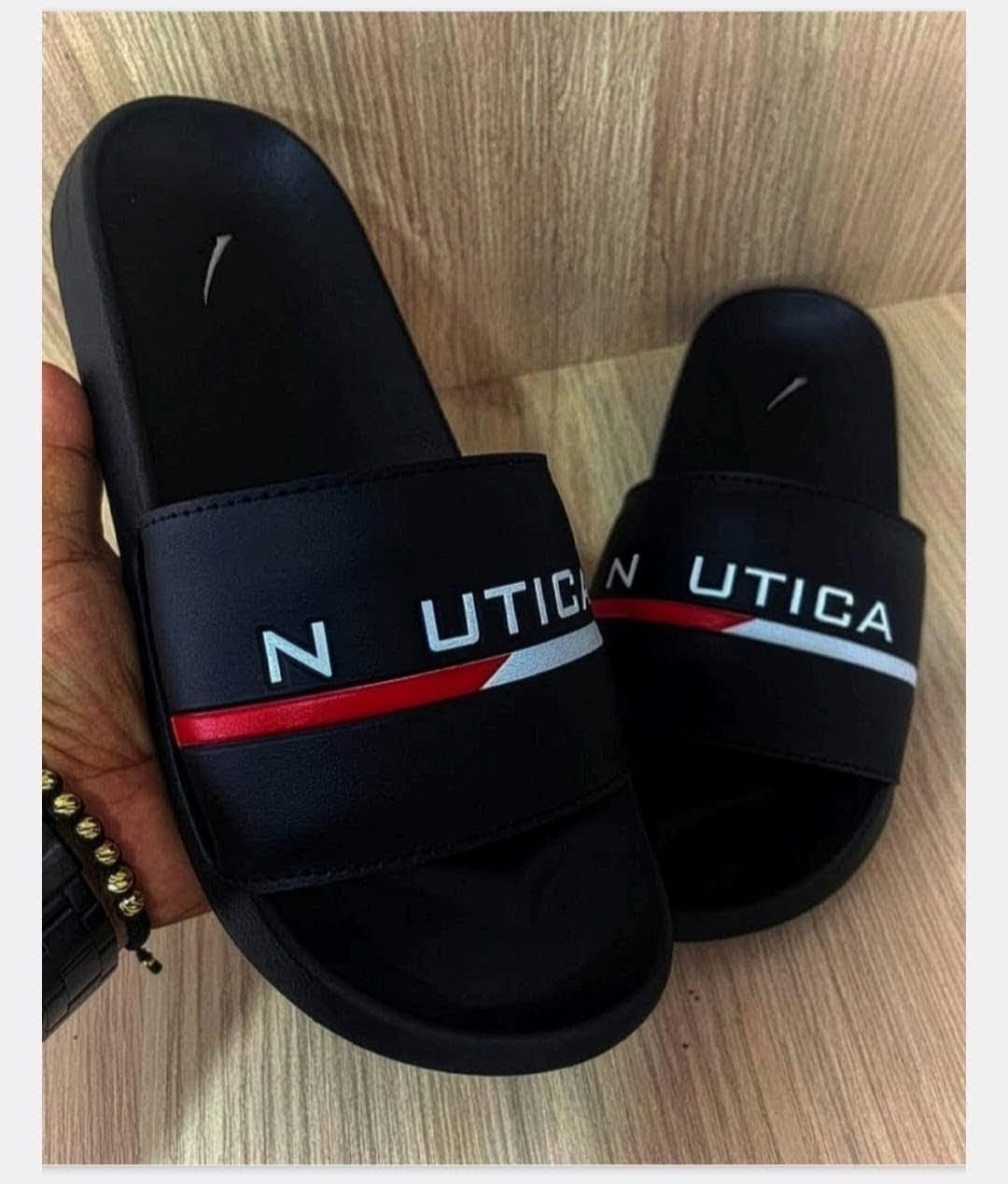 Andipe Shoes Facebook ad