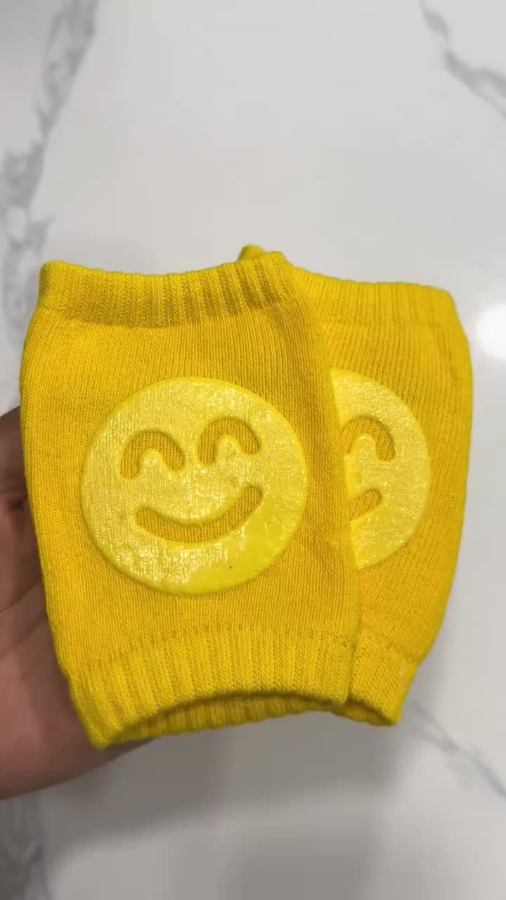 Perpetualing Facebook ad: Baby Anti-slip Crawling Knee Pads