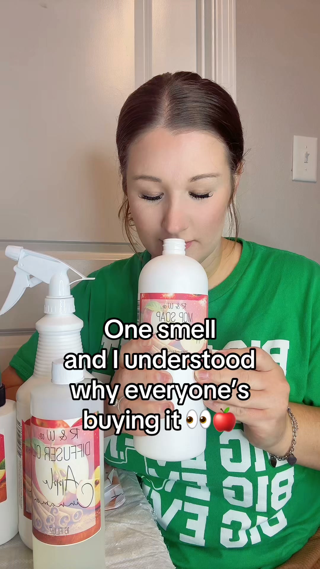 R&W co. Facebook ad: Cleaning Day Bundle