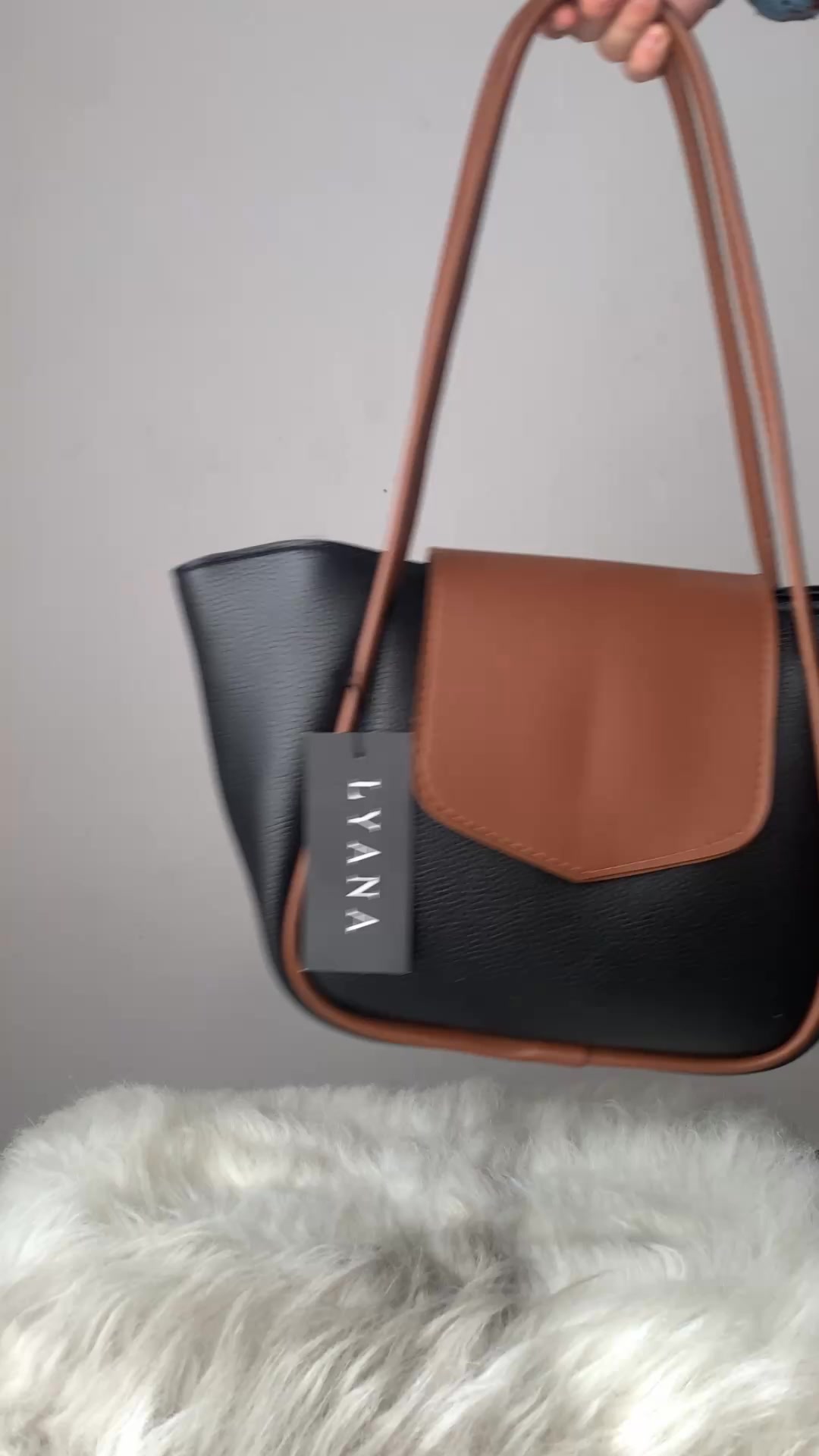 Lyana Facebook ad: Grab Your Perfect Bag
