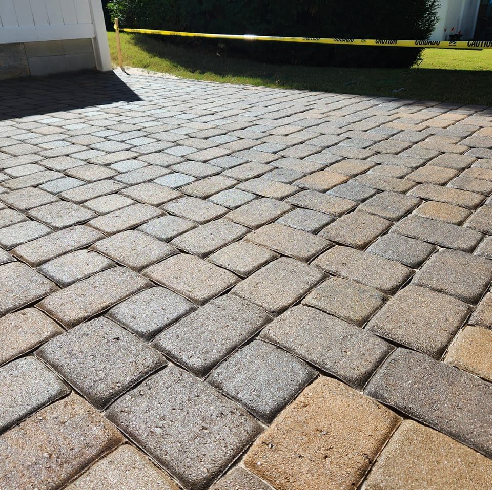 DownSpout Home Services Facebook ad: Get a Quote