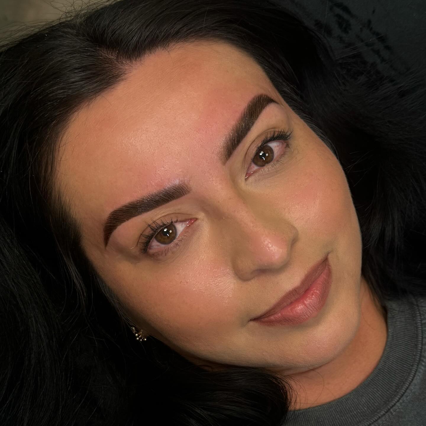 kari.eva.brows Facebook ad: Buttery•Smooth•Brows