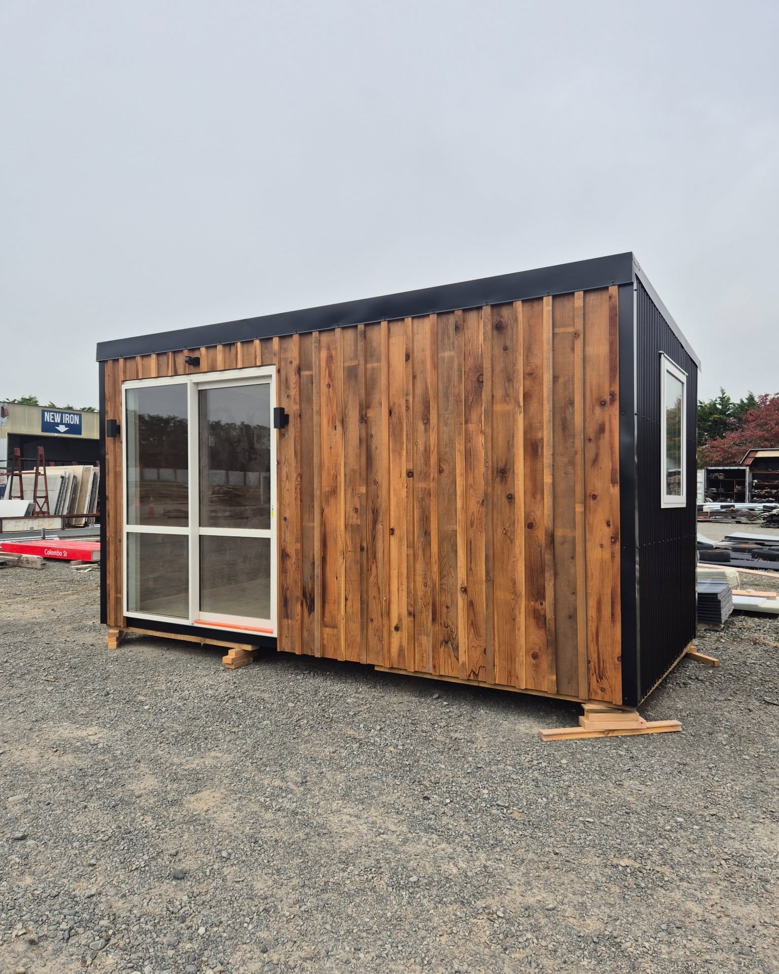 Ben O'Reilly Facebook ad: Timber Framed Sleepout, Fully Insulated, Delivered