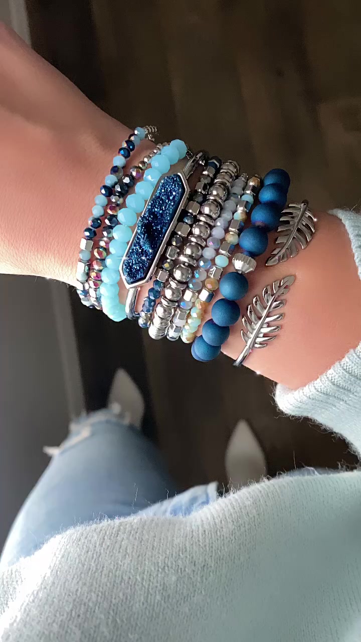 Kinsley Armelle Facebook ad: Get 40% OFF Ends Tonight!