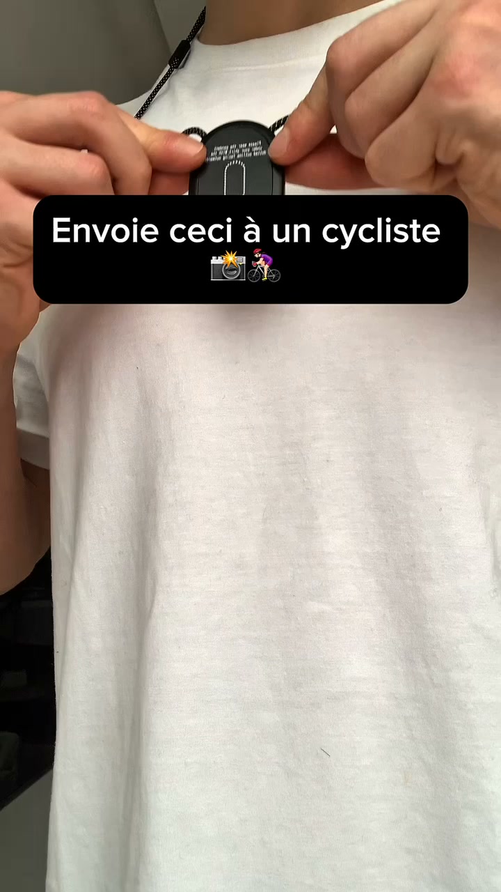 Moovora Facebook ad: Profite. Moovora s’occupe du reste.