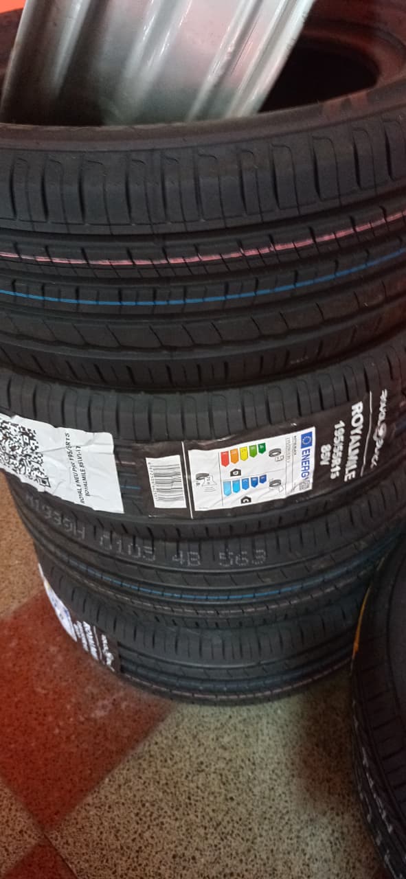 Neumaticos la unión Facebook ad: Venta de Neumáticos con Garantía Real