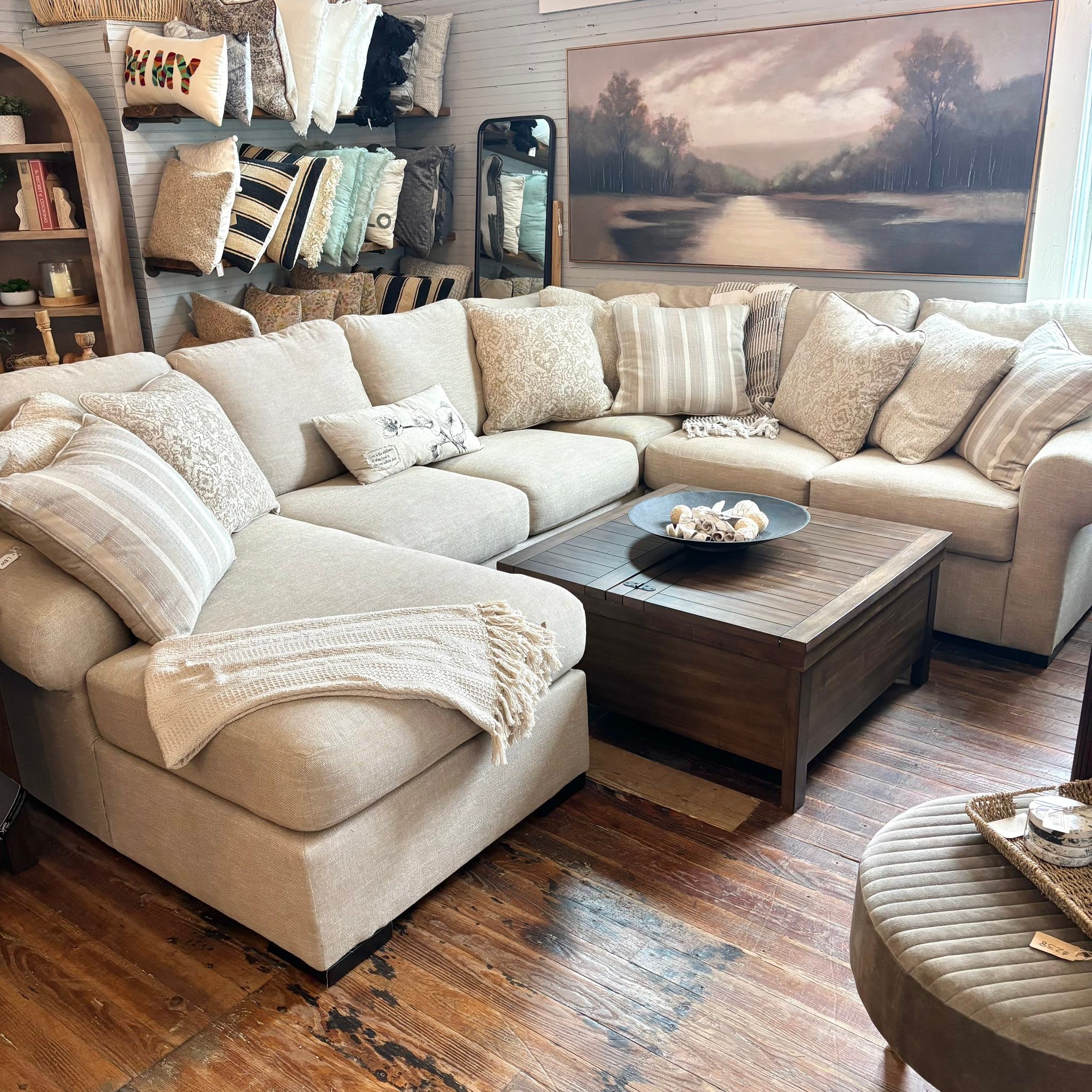 Rachel's Rustic Room & Boutique Facebook ad