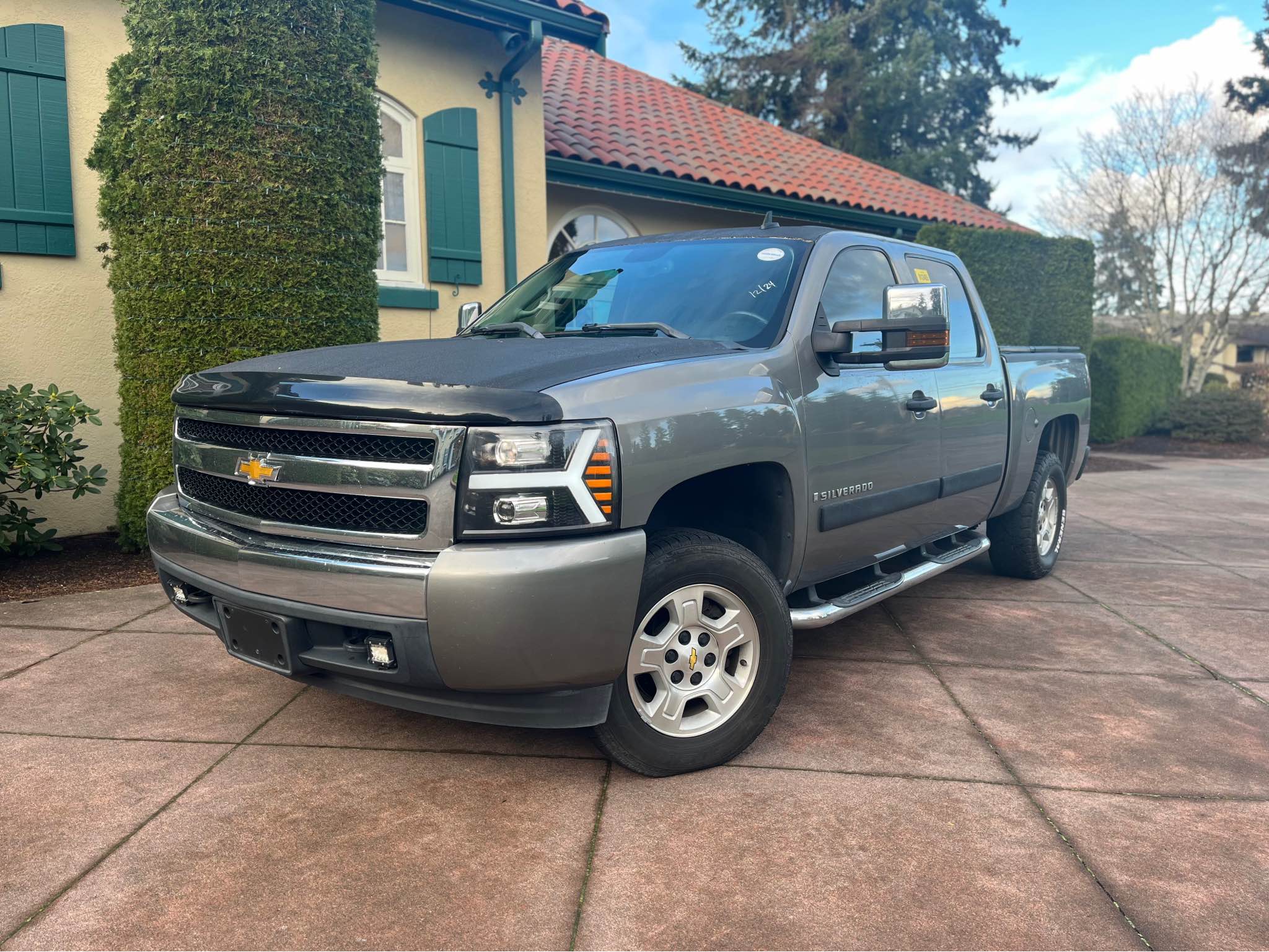 Sam Sam Facebook ad: 2008 Chevrolet Silverado 1500 Crew Cab LT Pickup 4D 5 3/4 ft