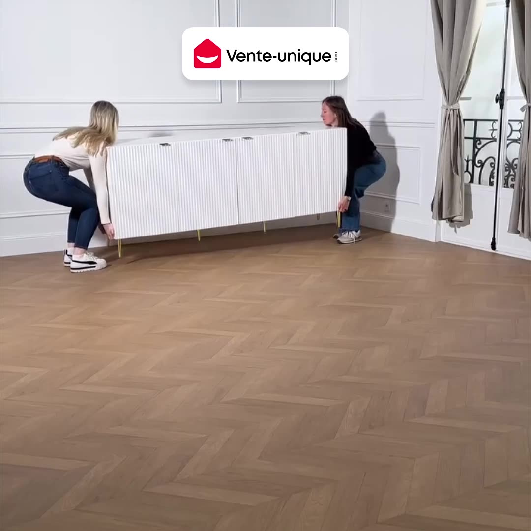 Vente-unique.com Facebook ad: Découvrez le top de la qualité