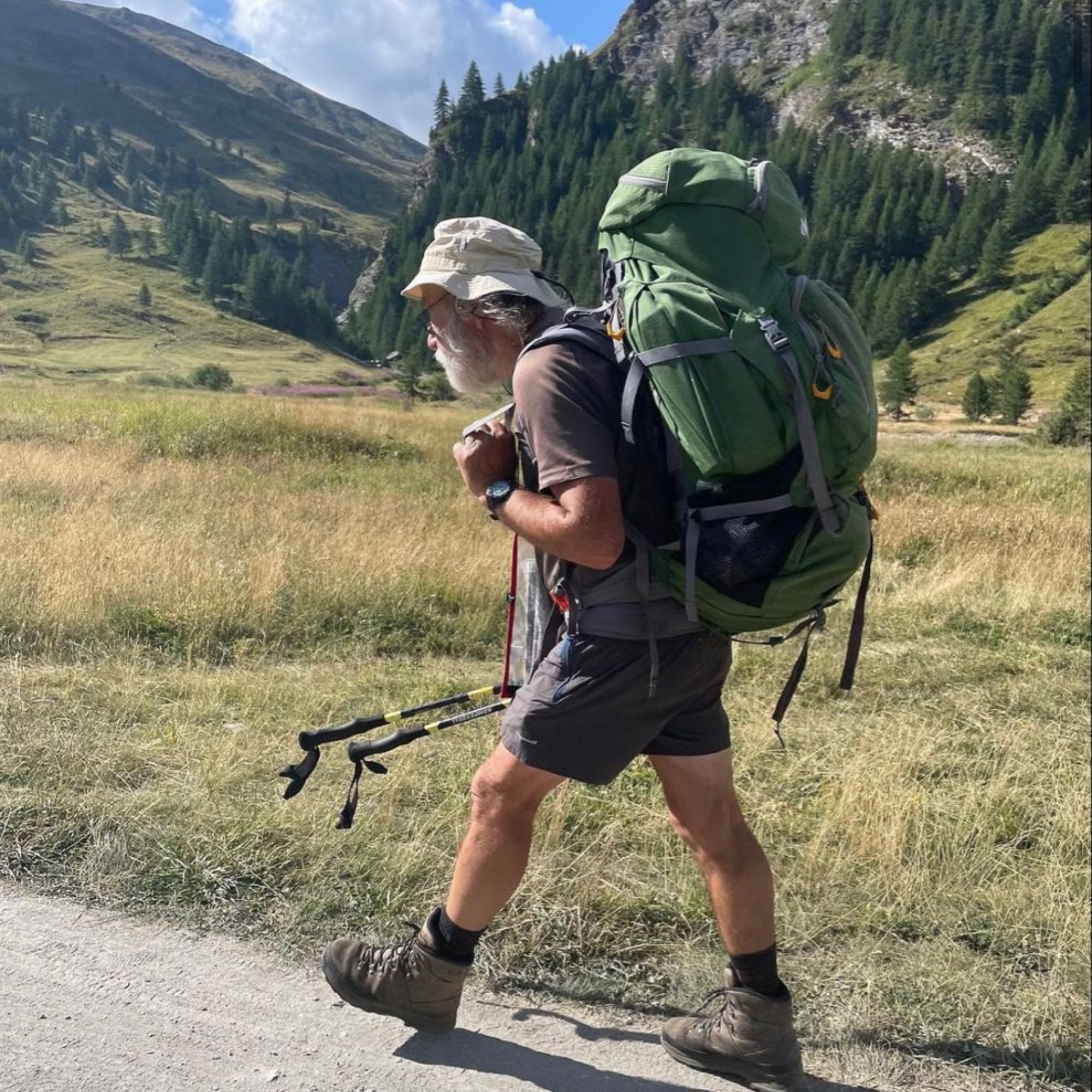 Robert Marsh Facebook ad: Start hiking after 50 without spending months getting in…