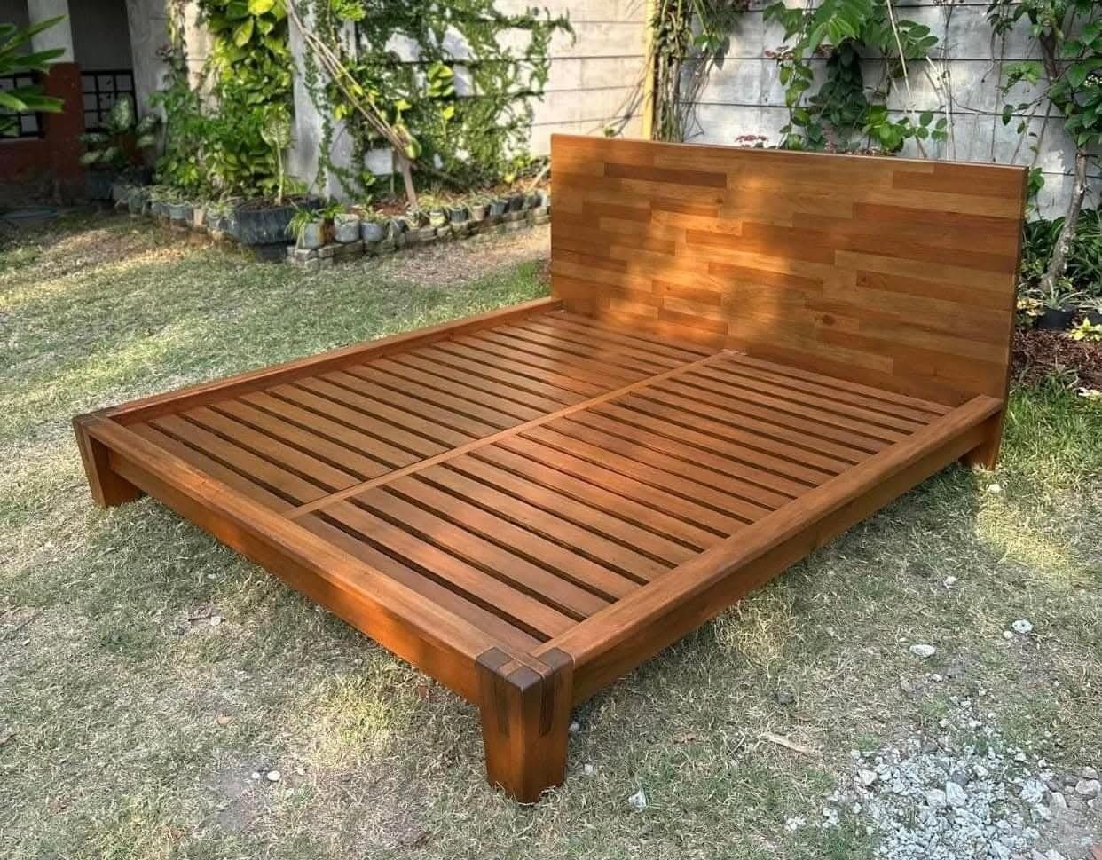 Karen's Wood Crafts Facebook ad