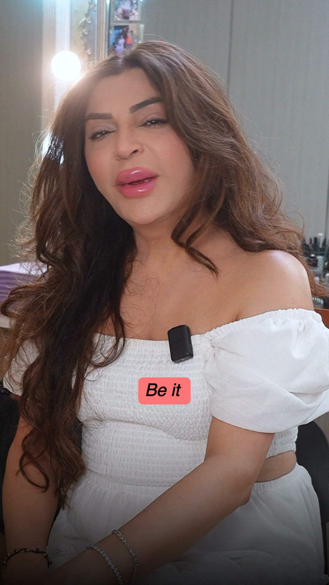 Airblack Beauty Club Facebook ad: Learn From India's Top Makeup Academy!