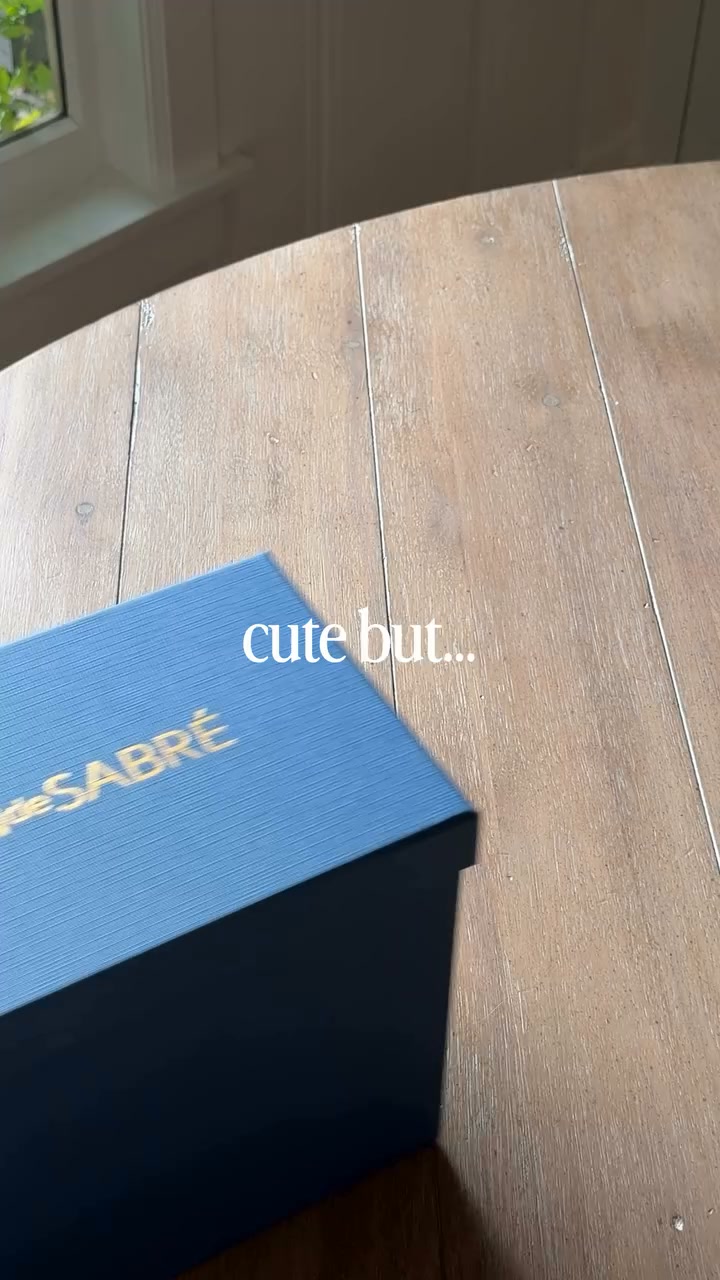 MAISON de SABRÉ Facebook ad: Cute but even cuter with the accessories @maisondesabre