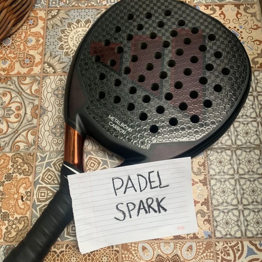 Padelspark.official Facebook ad: adidas metalbone carbon 3.3