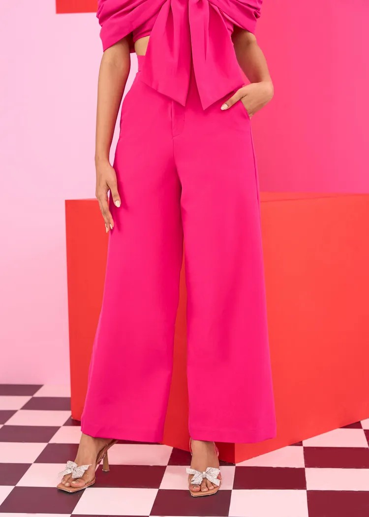 KNOT - 60 Mins Fashion Delivery Facebook ad