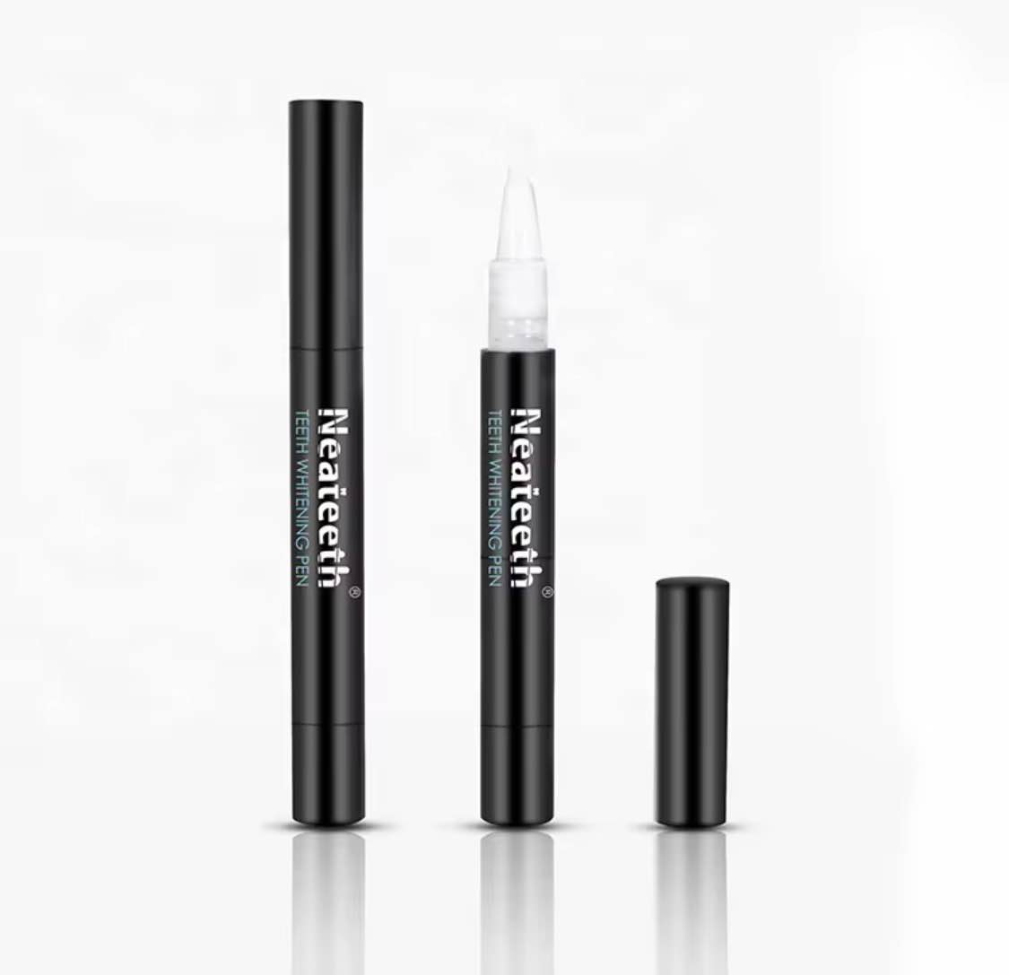 Jayy Mob Facebook ad: Teeth Whitening Pen