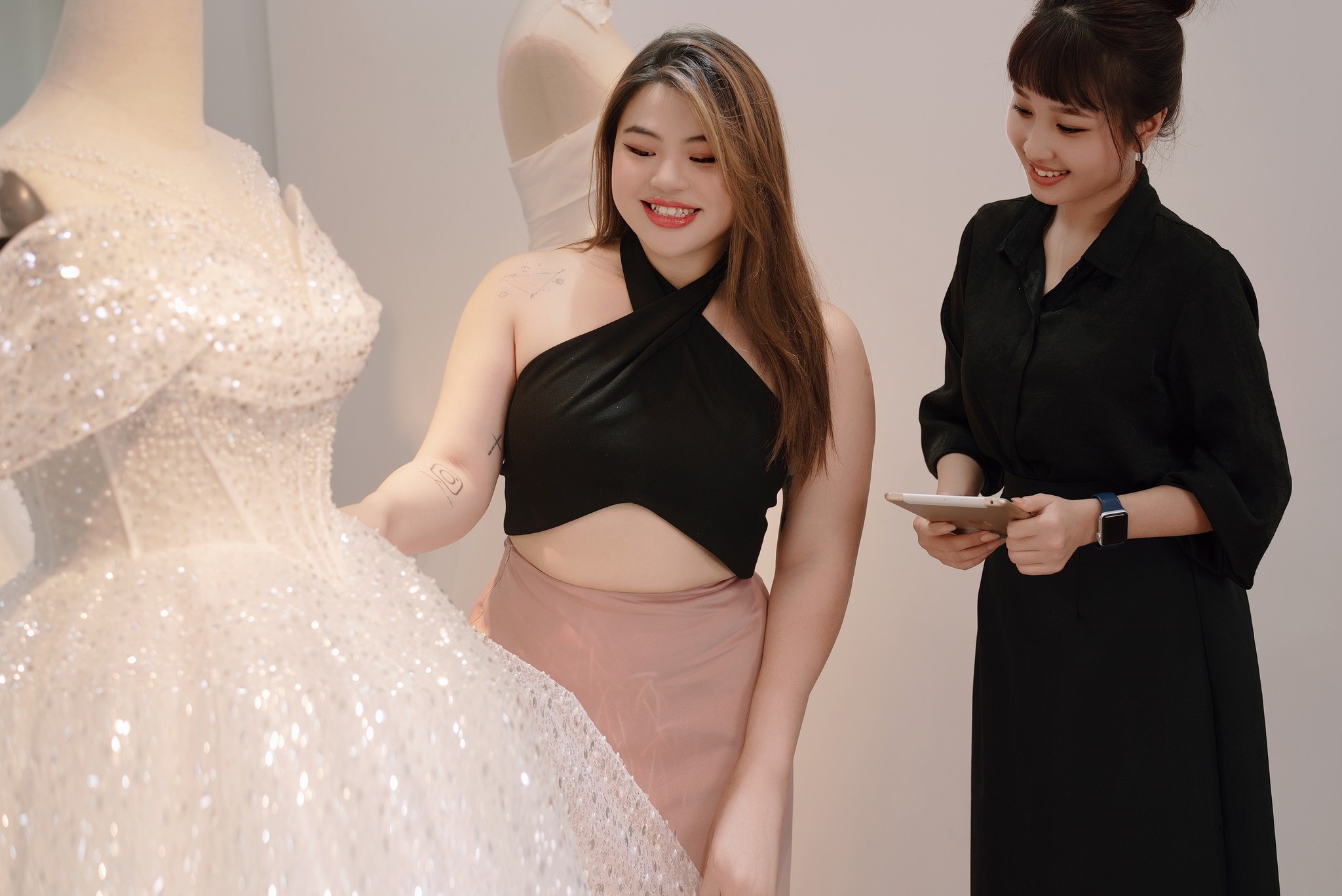 Khải Vinh Bridal Bigsize Facebook ad: GỢI Ý MẪU VÁY CƯỚI BIGSIZE XINH LUNG…