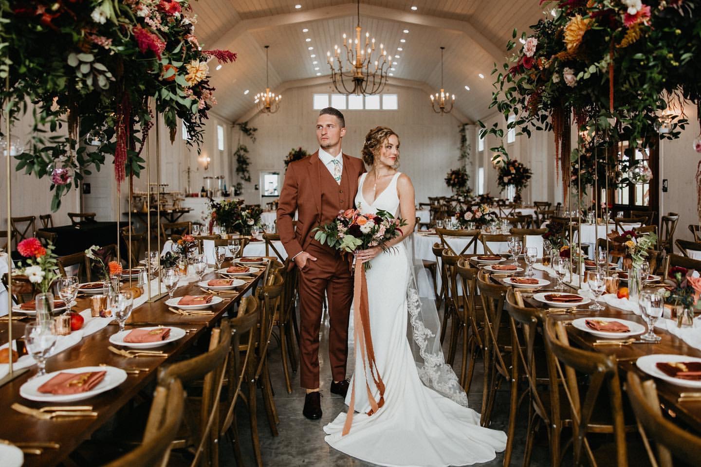 The Grayson House Facebook ad: Your Dream Wedding Awaits