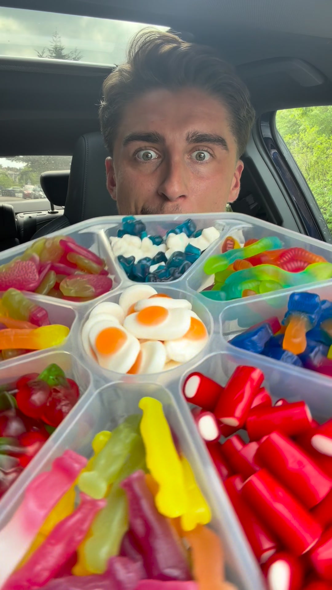 Sweet Delivery Facebook ad: Use Code POOKIE25 for 25% OFF