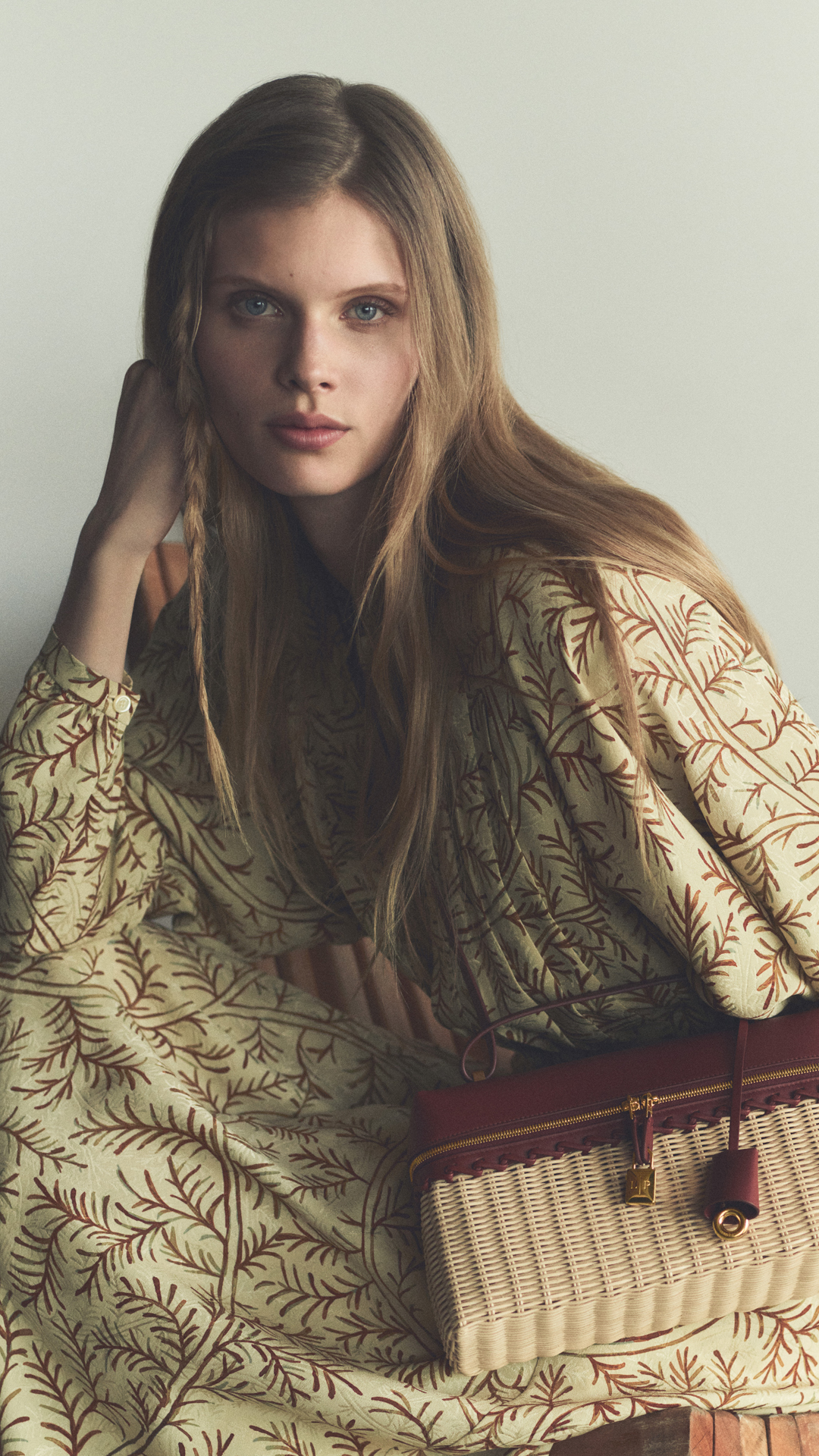 Loro Piana Facebook ad