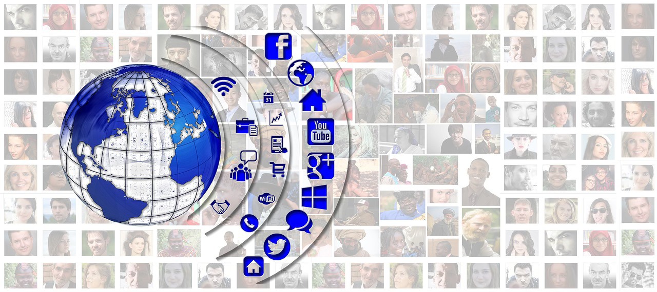 Cloud Webs Australia - E-Commerce & Cloud Solutions Facebook ad: CloudWebs.com.au, Your all-in-one platform for e-commerce…