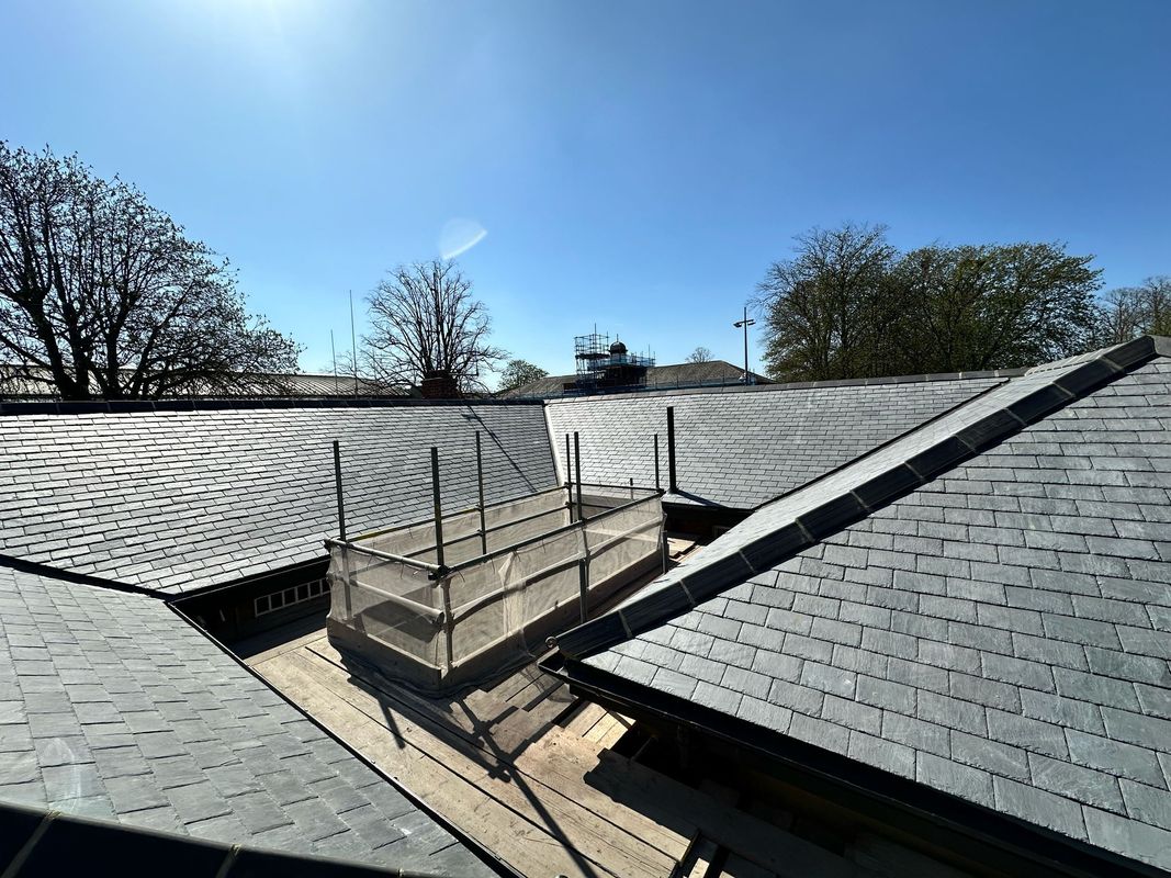 Roofline Ltd Facebook ad: TRUSTED LOCAL ROOFING SERVICES