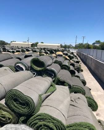 Sarah Miller Facebook ad: Heavy-Duty Turf, Starts at $199/roll!