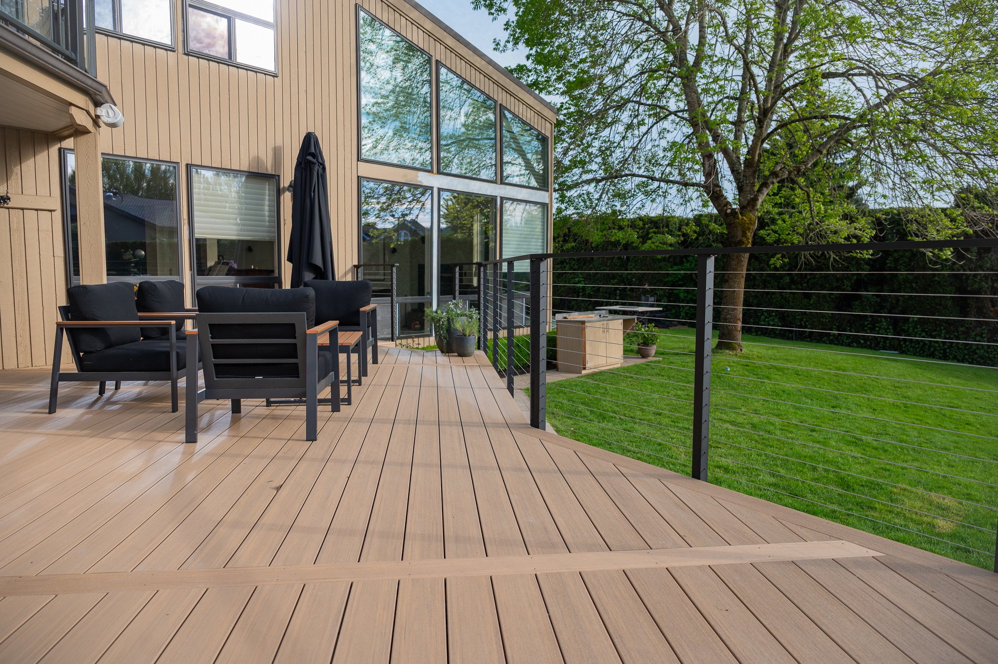 3 Brothers Decking Facebook ad: Expert Deck Builders, 3 Brothers Decking Solutions