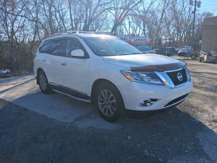 Frank Lincoln Facebook ad: 2016 Nissan Pathfinder SL 4wd