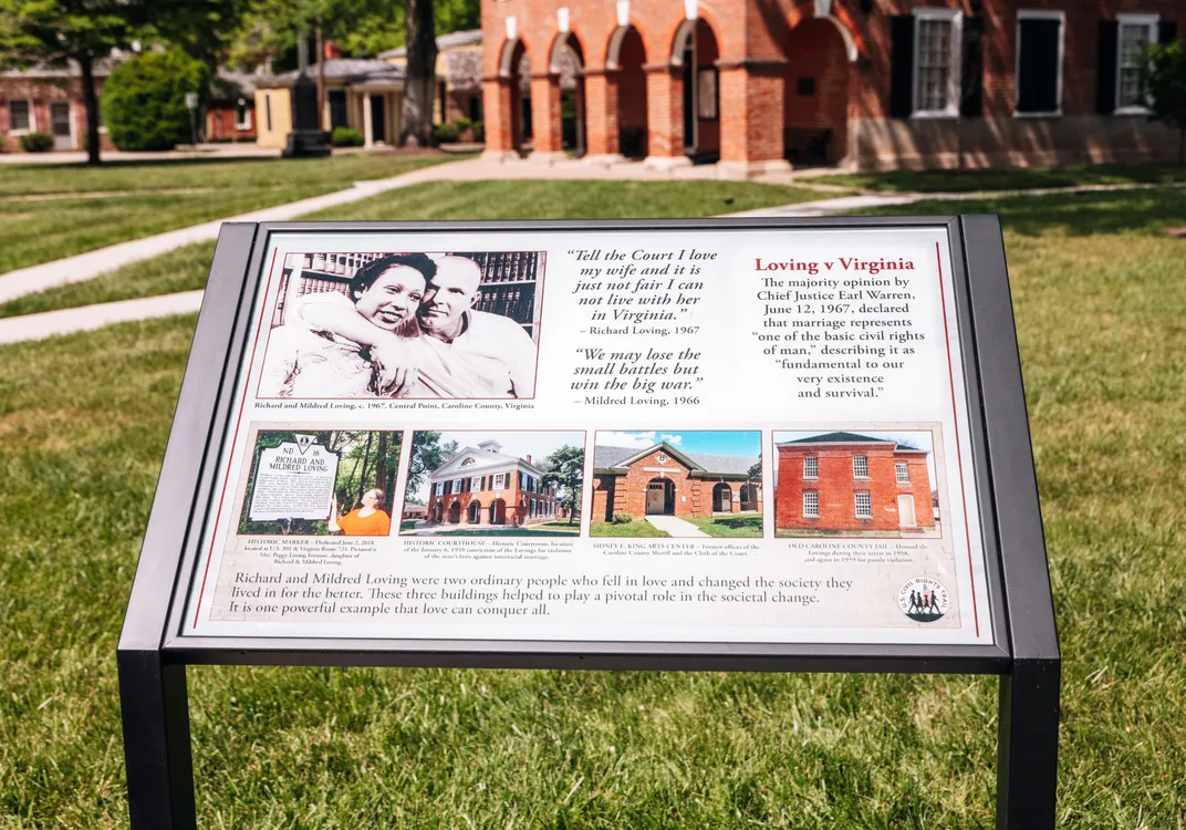 Smithsonian Magazine Facebook ad