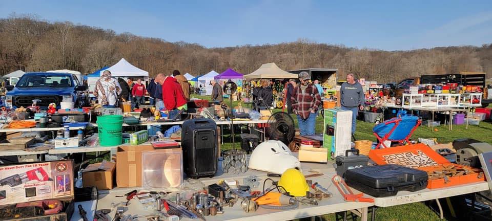 Central Illinois Flea Market Facebook ad: Our 5th Year Anniversary
