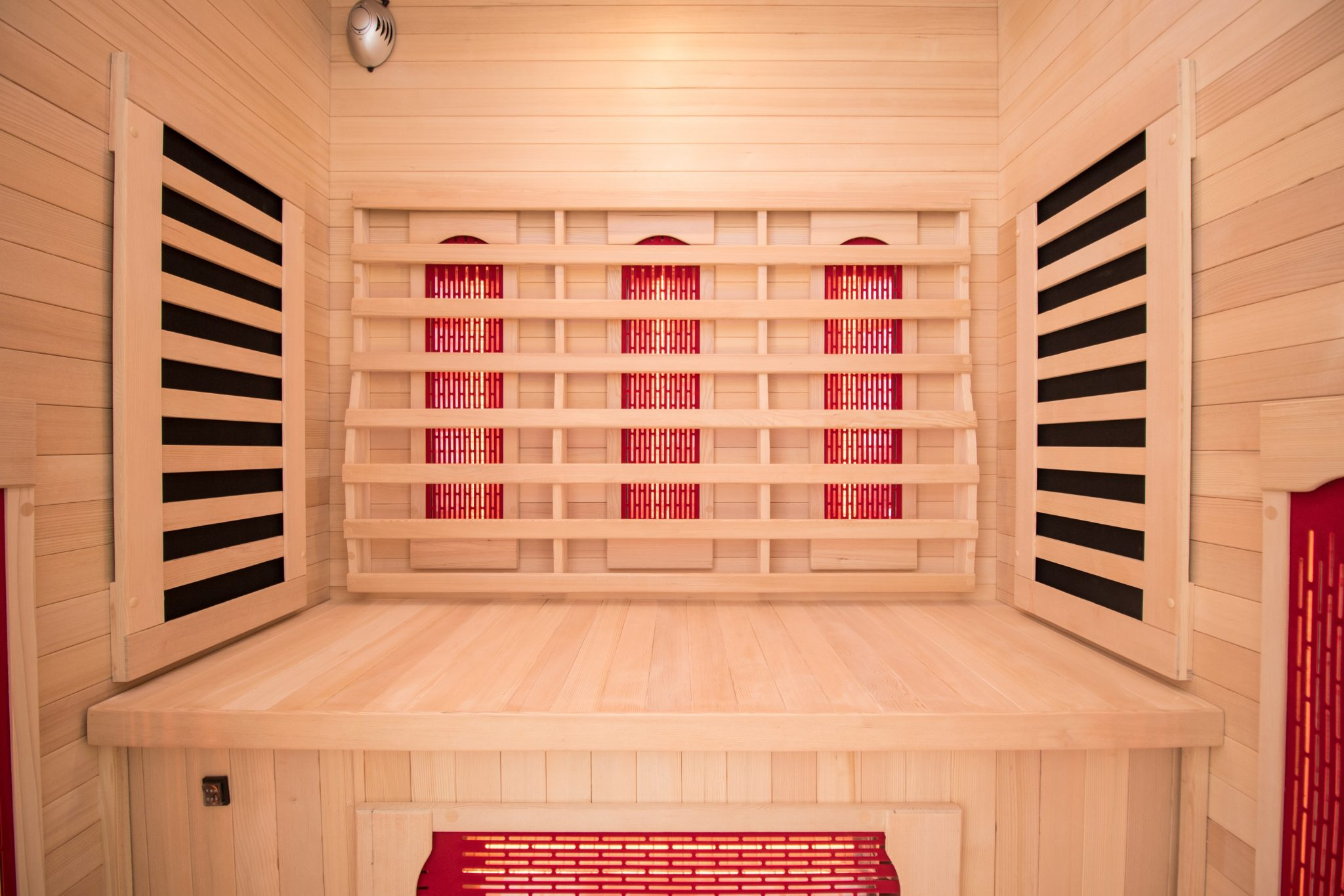 Discovery Products Oceania Facebook ad: Premium Infrared Saunas