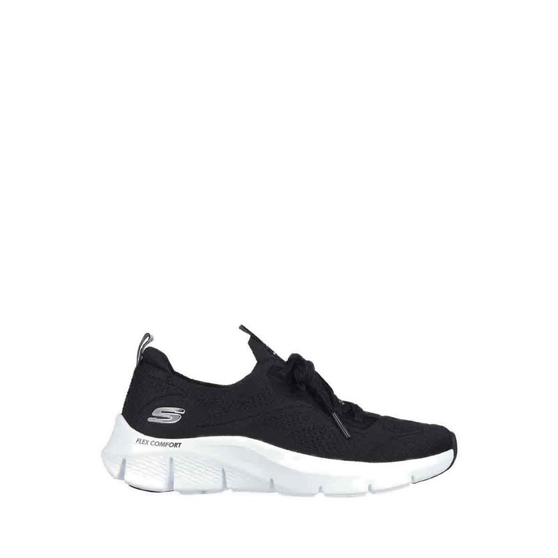 SKECHERS Facebook ad