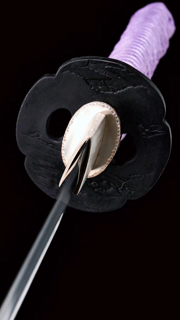YariNoHanzo Budo Shop Facebook ad: YariNoHanzo | Katana Shop, Samurai Swords, Iaito & Martial…