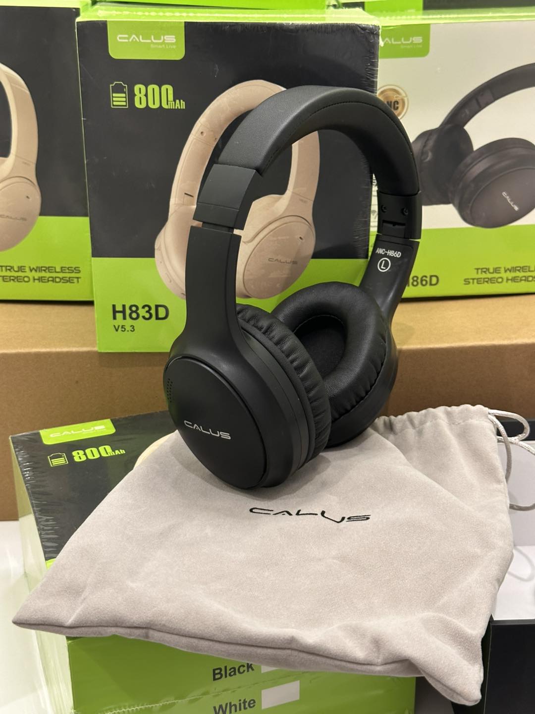Tech Accessories Co. Facebook ad: K350 - Calus Head Phones