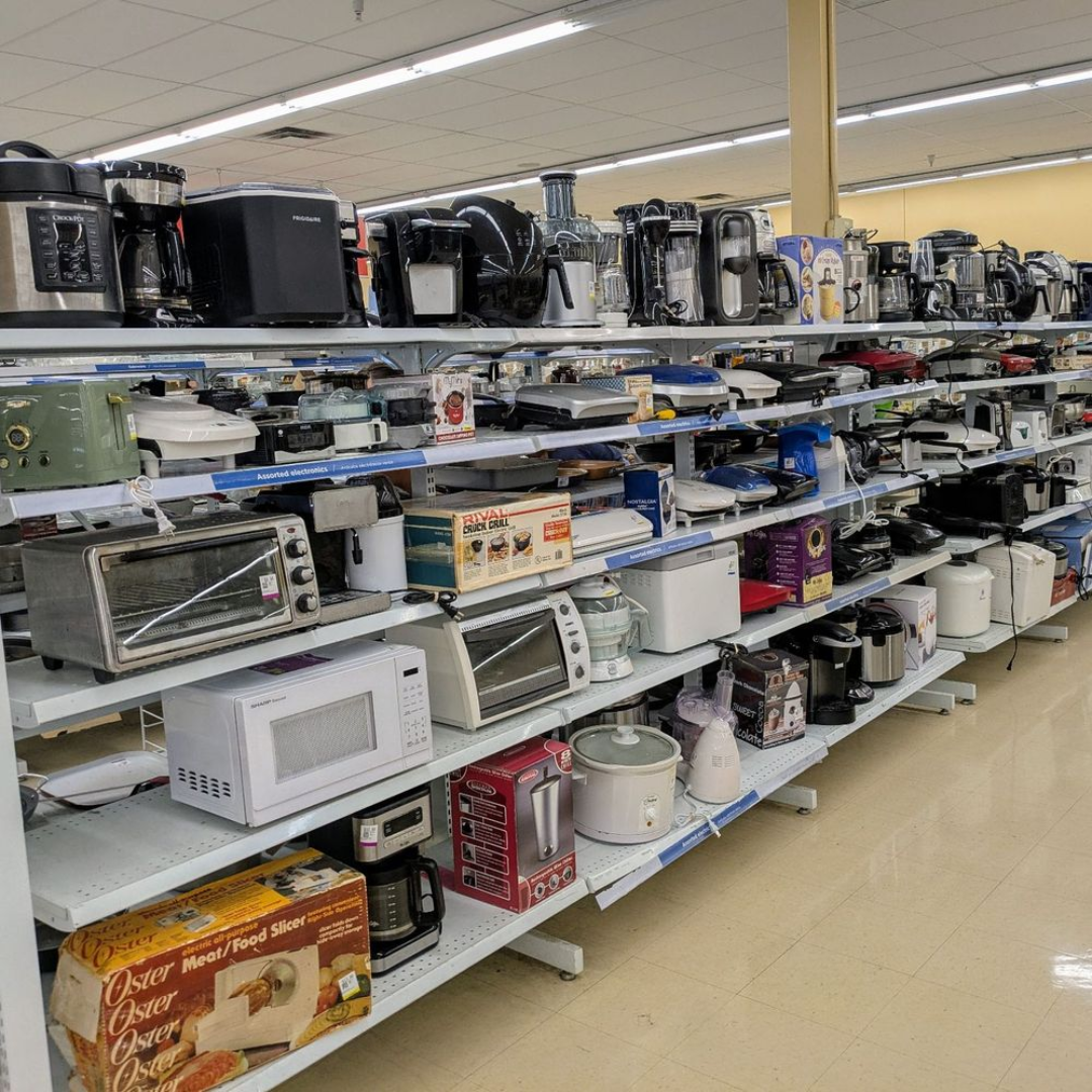 The Lifestylist Facebook ad: Electronic Thrift Stores