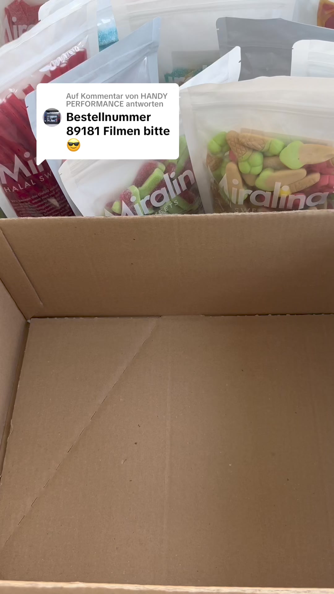 Miralina's Halal Sweets Facebook ad: Entdecke unsere große Auswahl an Halal-Süßwaren