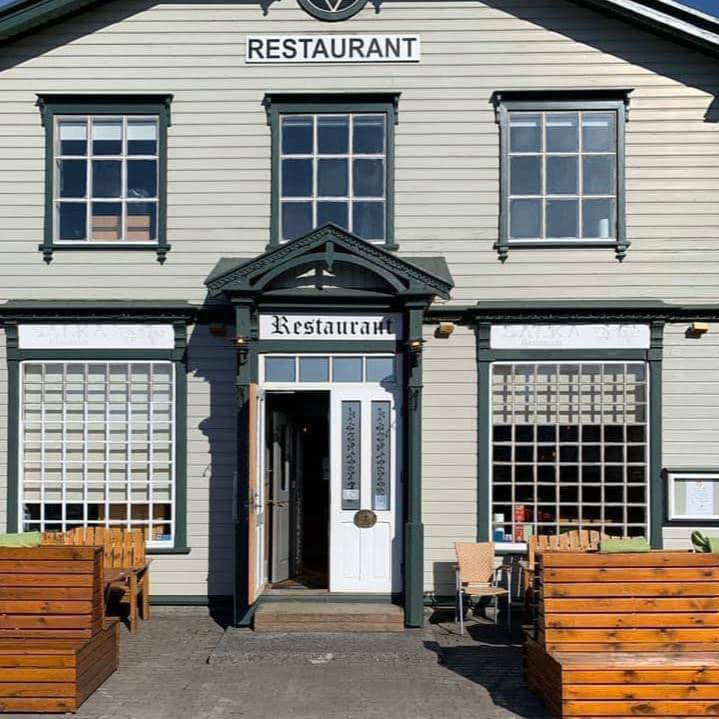 Salka Restaurant Facebook ad: Restaurant in the center of Húsavík.