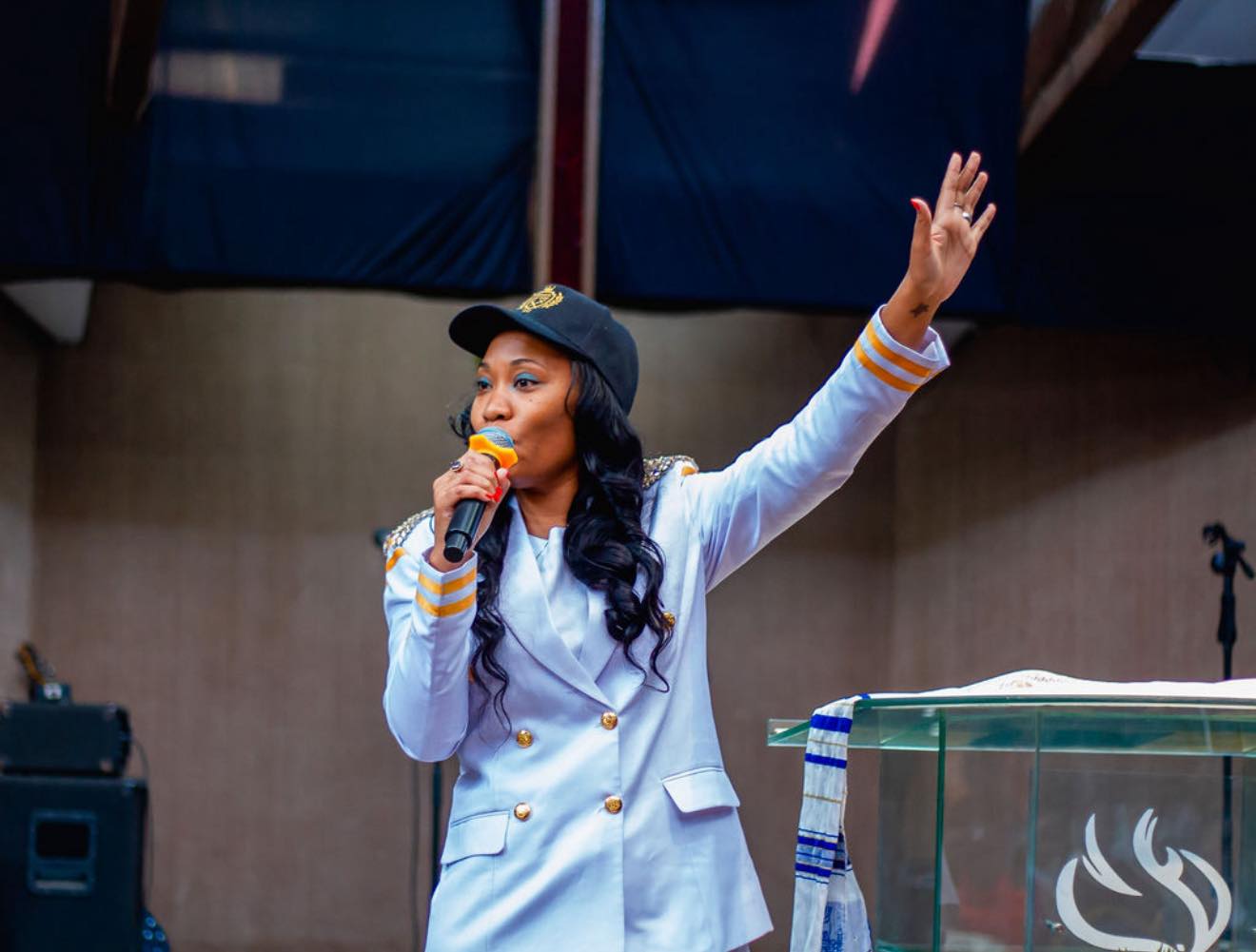 Prophetess Elizabeth Williams Facebook ad: Welcome to Prophetess Elizabeth’s official page!