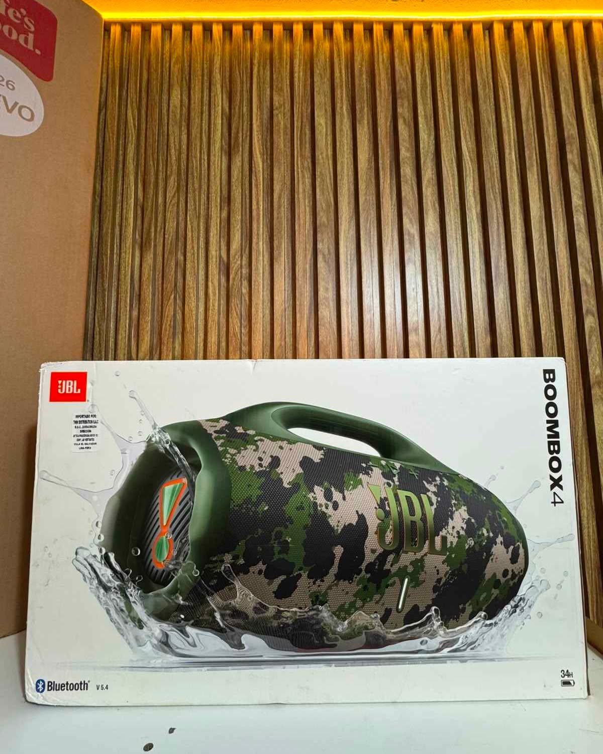 Karla Brizeth Colorado Santos Facebook ad: Parlante JBL BOOMBOX 4