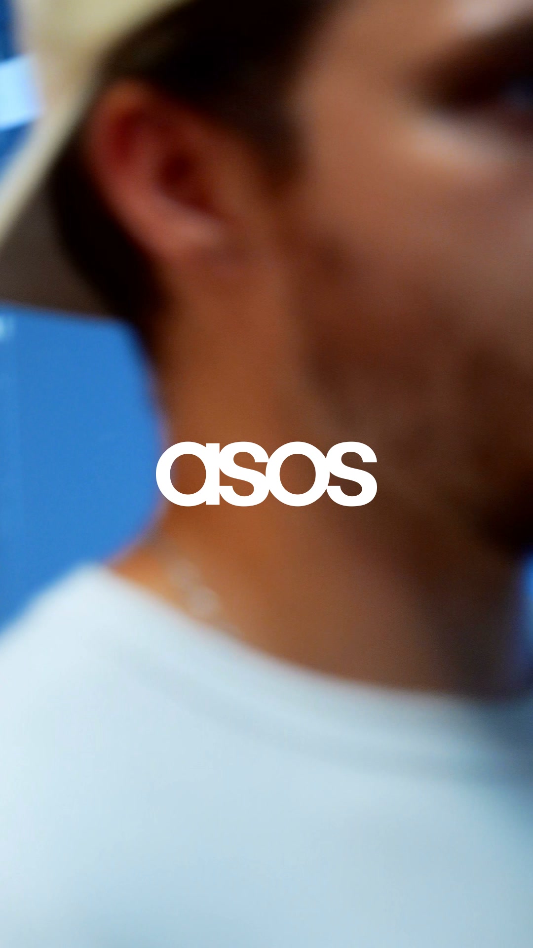 ASOS Facebook ad: A whole new look