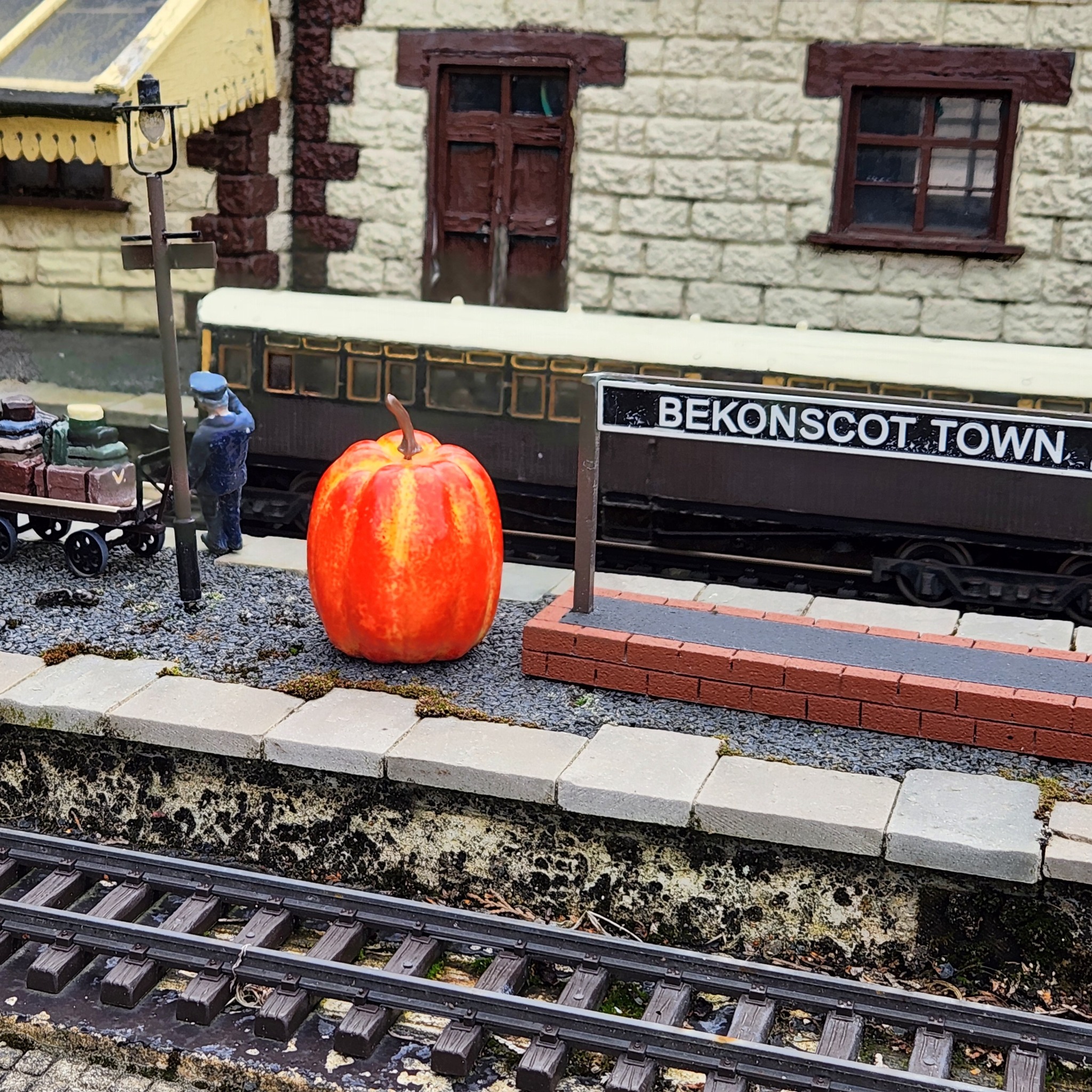 Bekonscot Model Village, Buckinghamshire Facebook ad: A Great Day Out for the Whole Family!