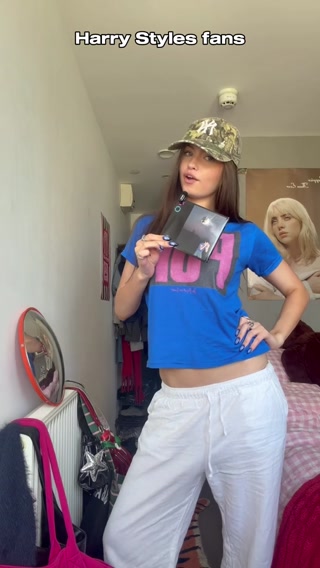 am.squance Facebook ad: The Internet's Most Famous T-Shirts