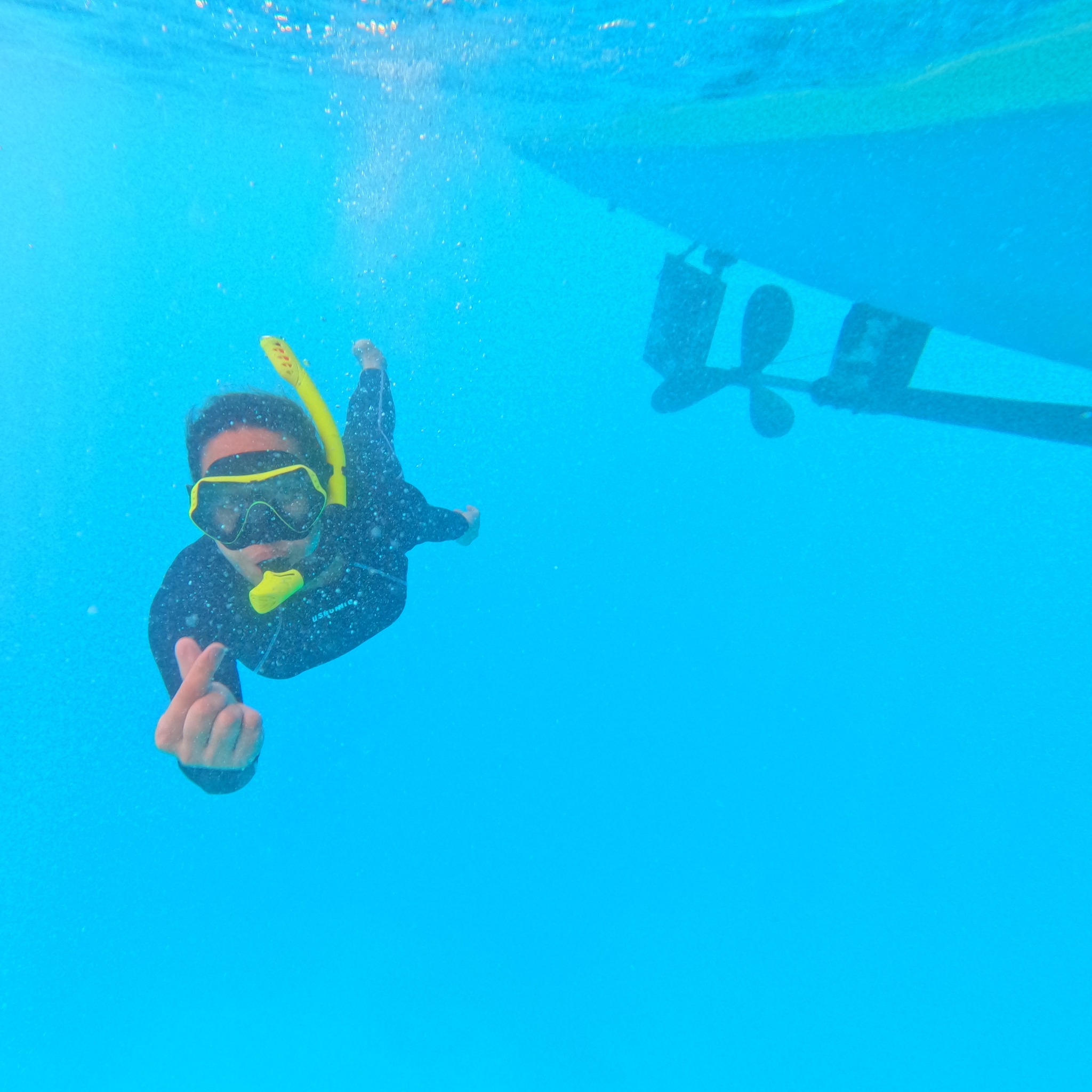 Samal Island Hopping by JTours Facebook ad: 𝘎𝘦𝘵 𝘳𝘦𝘢𝘥𝘺 𝘧𝘰𝘳 𝘢 𝘸𝘢𝘷𝘦 𝘰𝘧 𝘧𝘶𝘯 𝘢𝘯𝘥…