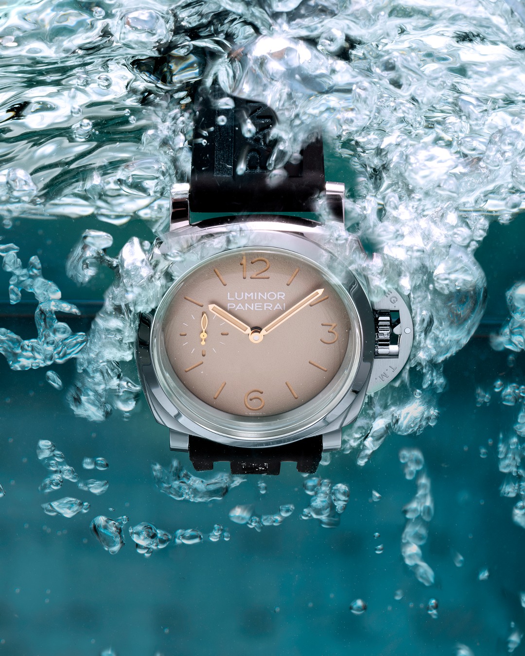Panerai Facebook ad: A dial shaped by time.
