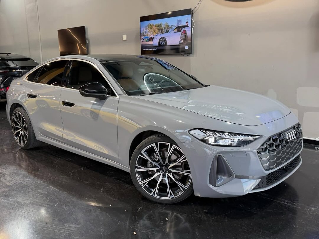 G.I.L Motors - אולם תצוגה בראשון לציון Facebook ad: Audi A5 SEDAN 40 STANDARD 2025 (204 כס)